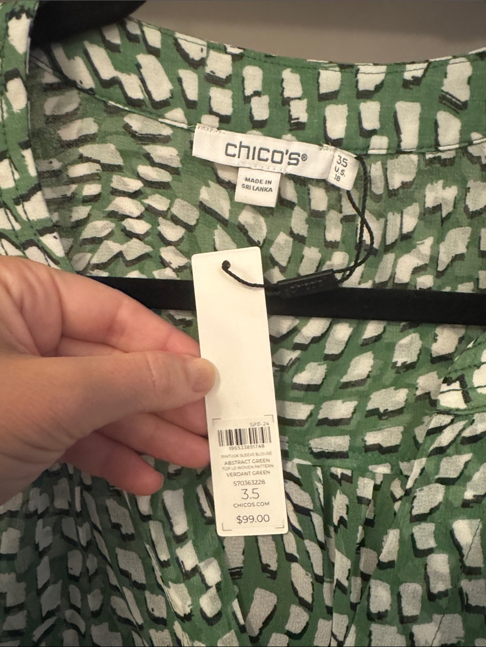 NWT! Chico's Green Printed Long-Sleeve Blouse Size 3.5 / US 18